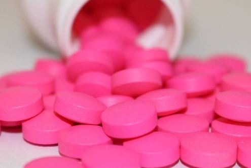 Aprenda como identificar um medicamento falsificado